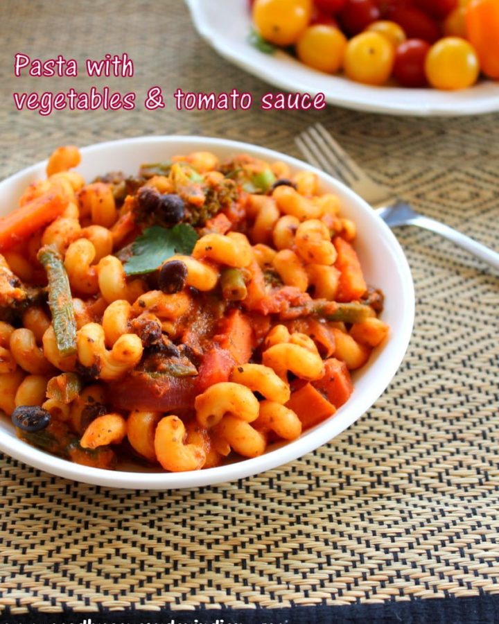 pasta with vegetables in tomato sauce
