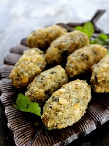 nuchinunde are steamed toor dal dumplings. healthy and gluten free breakfast from karnataka.
