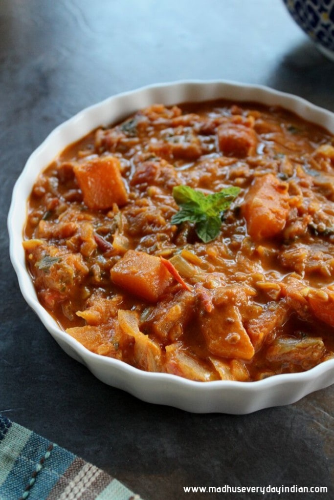 Indian pumpkin curry with coconut milk (vegan) - Madhu's Everyday Indian