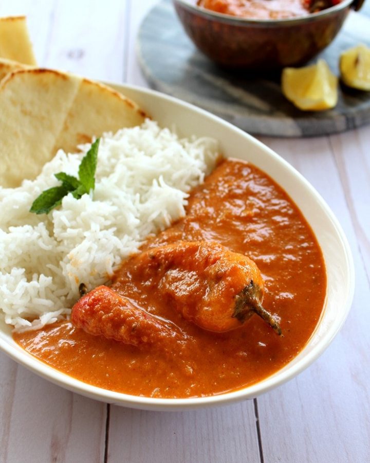 oconut bell pepper curry served with nan and rice