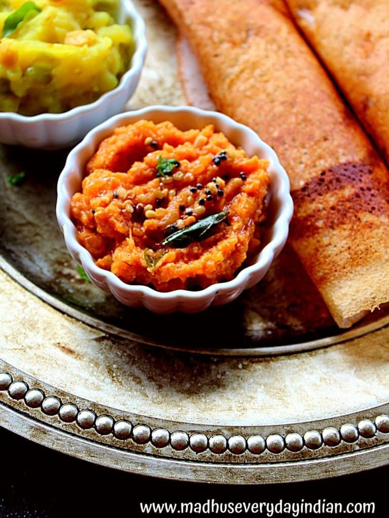 restaurant style onion chutney served with dosa and potato fry