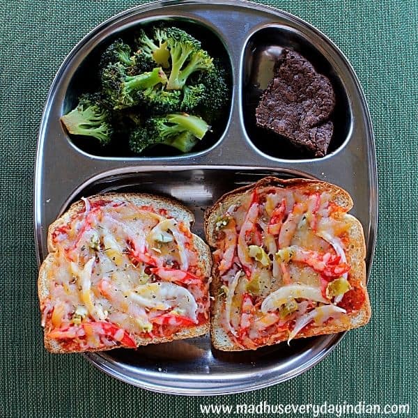 2 bread pizza served with broccoli and brownie