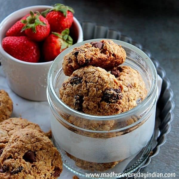 breakfast vegan cookies erved in a glass jar with strawberry