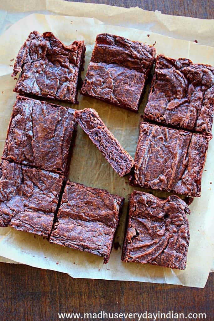 9 pieces of eggless brownies made with yogurt