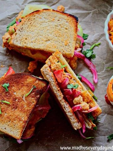 3 slices of chickpea Indian sandwich served with mango chutney